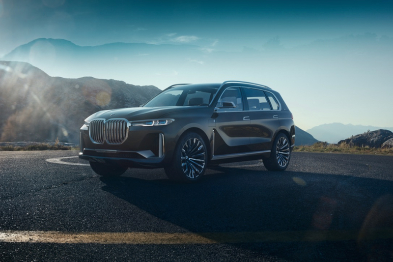 Illustration for article titled I Dare You To Look At More Pictures Of The Unsettling BMW X7